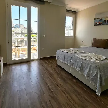 Claros Villa *